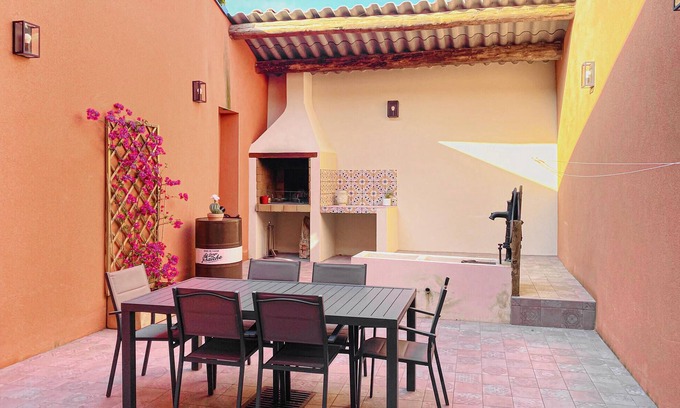 Cebazan House | Lovely home in Cébazan with WiFi