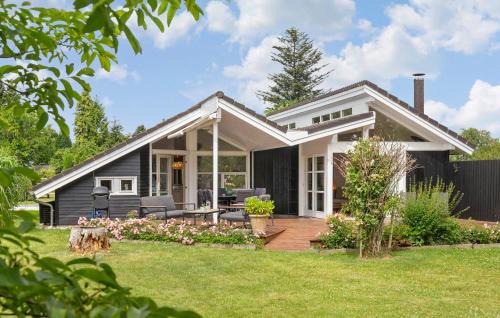 Dronningmolle House | Family-Friendly 4 Bedroom Home in Dronningmolle