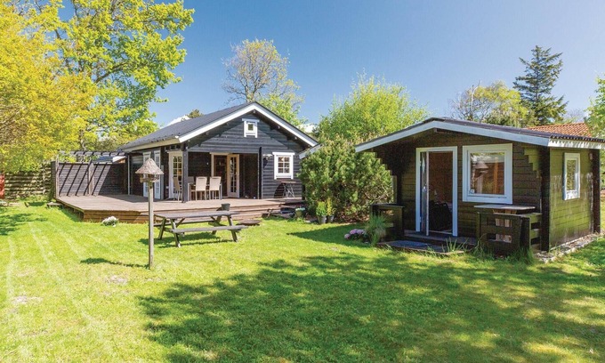 Grlev House | Idyllic Cottage Steps from a Family-Friendly Beach