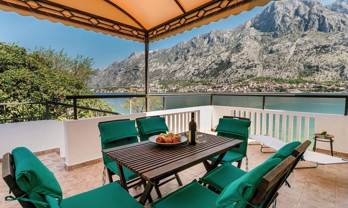 Kotor House | Cozy Stone House Retreat with Oceanfront Views