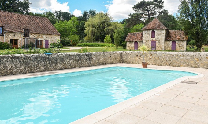 Mauvieres House | Unwind in Nature at La Brenne's Top-Rated Hotel