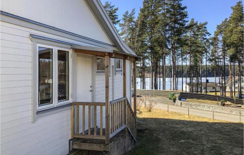 Mullsjo House | Welcoming Home in Mullsj with Family-Friendly Kitchen