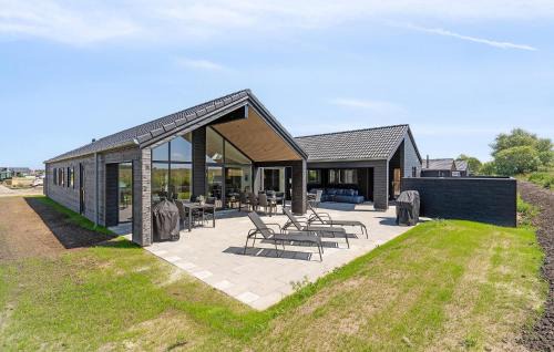 Hasmark Strand House | Lovely Home In Otterup With Sauna