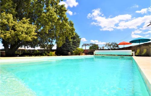 Pont-Saint-Esprit House | Premier Home in Pont-Saint-Esprit with Pool and Wifi