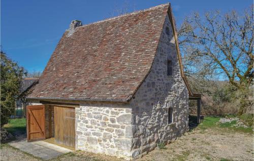 Padirac House | Cozy Padirac Retreat with Wifi, Pool & Pet-Friendly Options