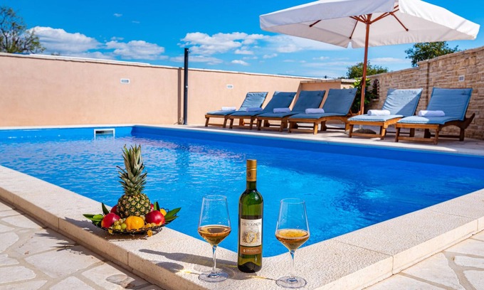 Novigrad House | Premier Two-Floor Vacation Home with Oceanfront Views