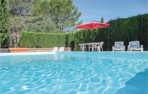 Cebazan House | Cozy Home in Puisserguier with Pool and WiFi Access
