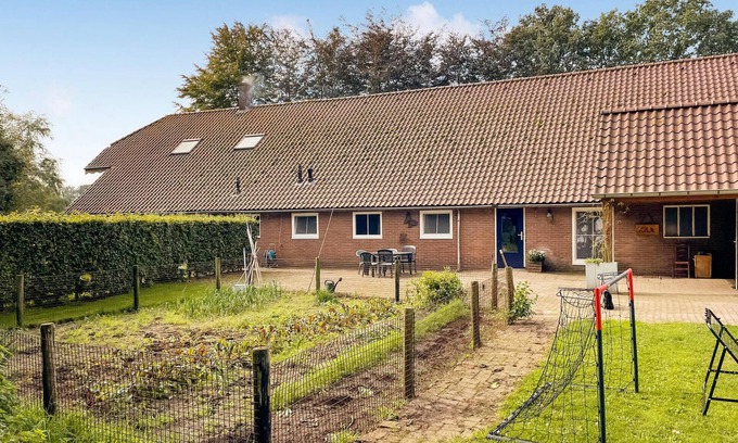 Municipality of Putten House | Inviting Farmhouse Retreat with Spa and Family-Friendly Perks
