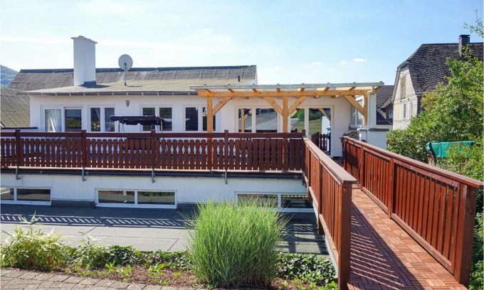 Gleidorf House | Relaxing Home in Schmallenberg with Pet-Friendly Amenities