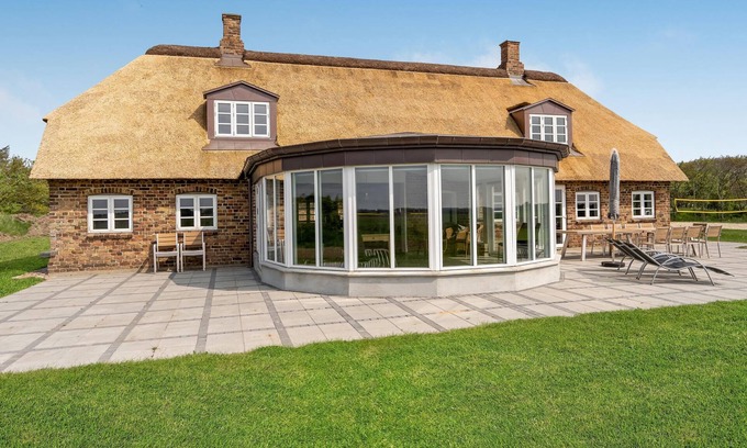 Vedersø Klit House | Relaxing Getaway in a Quiet Location with Private Pool