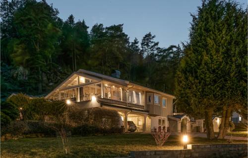 Uddevalla Municipality House | Charming Uddevalla Home with Kitchen - Family and Pet Friendly