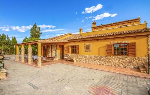 Villanueva Del Rio Segura House | Cozy Home in Villanueva Del Segura with Pool and Wifi