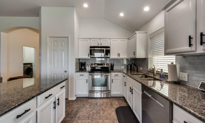 Little Elm House | Delightful Lakefront Retreat, Perfect for Families and Pets!