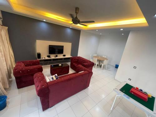 Taman Setia Indah House | Family-Friendly Retreat at Lovely Home in Setia Indah