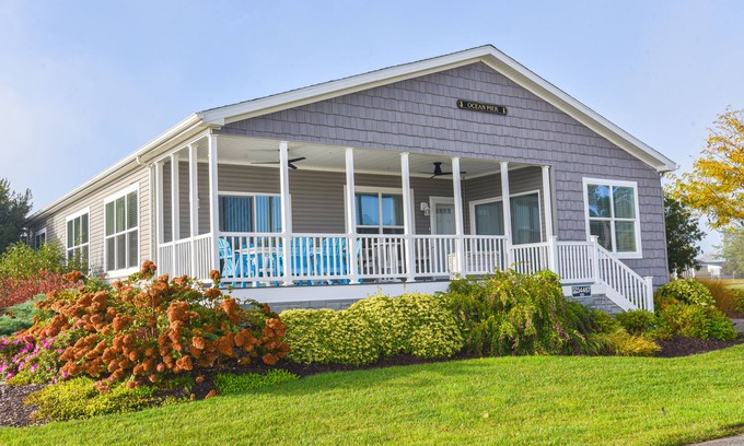 Long Neck House | Cozy Waterfront Retreat with Private Beach & Family Fun