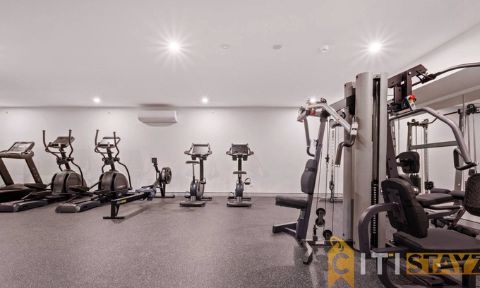 Lyneham Apartment | Charming Retreat in Lyneham - 1 Bedroom Apartment