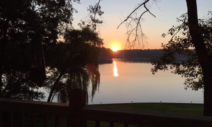 Alpine Bay House | Scenic Lake Home with Breathtaking Views - Book Your Stay!