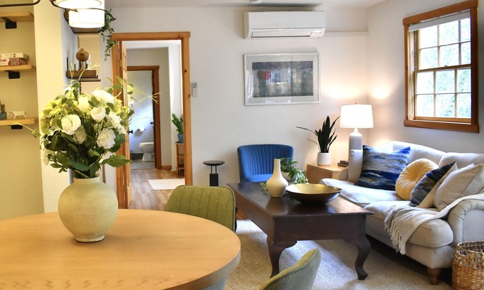 Greenbrae Apartment | Beautiful 1Br Apartment in Sunny Central Marin Gardens