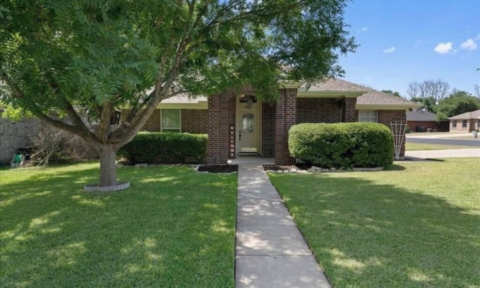 Leander House | Lovely Leander Home