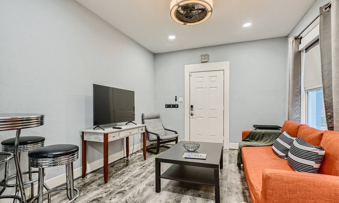 Midtown Apartment | Excellent Midtown 1BD Apartment with Parking & Fast WiFi