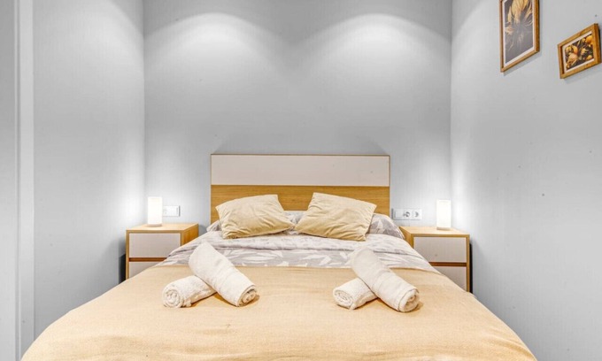 Castello de la Plana Apartment | Modern Flat in the Heart of Castellón - Family Friendly Stay