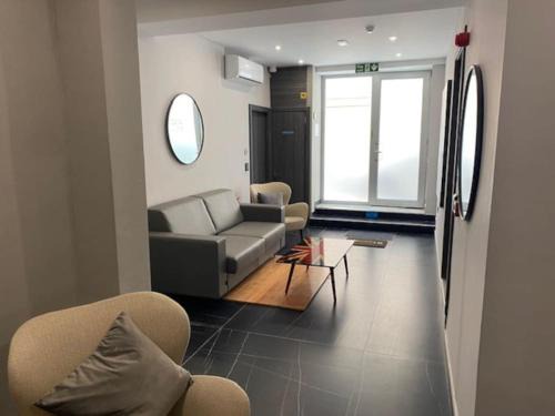 Gzira Apartment | Modern 7BR Home with WIFI - Perfect for Family Getaways