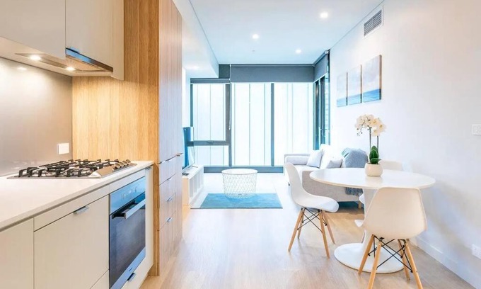 Sydney Central Business District Apartment | Stylish One Bedroom + Study with Infinity Pool Retreat
