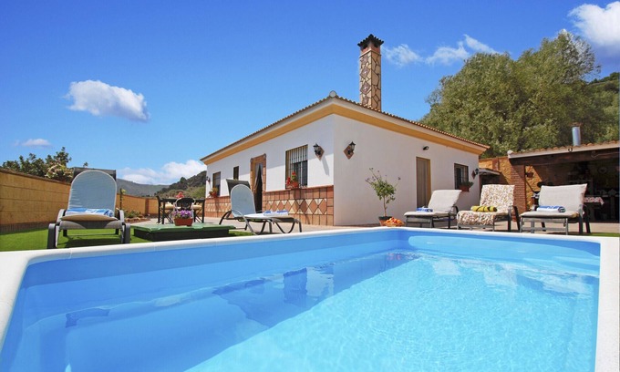 Comares Villa | Private Family Villa with Pool and Ocean View - Rated 10/10