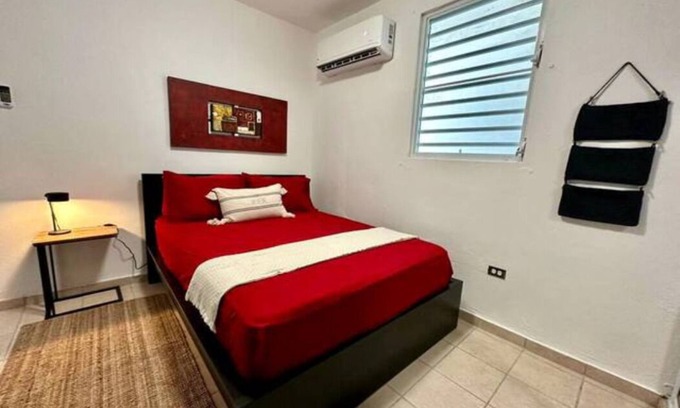 Sabana Llana Norte Apartment | Cozy Queen Apartment with Parking & Wi-Fi for Your Stay