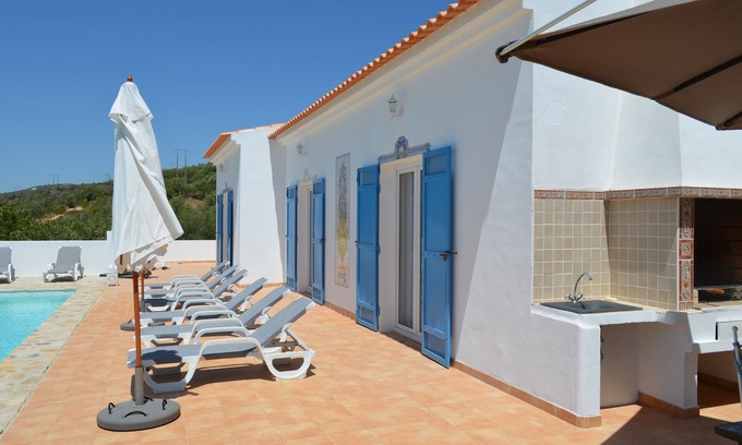 Brotual Villa | Stunning Algarve Villa with Infinity Pool & Sea Views