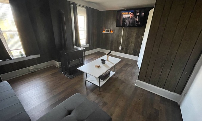 St. Marys Apartment | Cozy Saint Mary’s Apartment with Family-Friendly Amenities