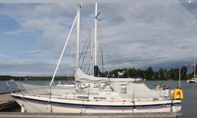 Kruununhaka Boat Rental | Cozy Sailingboat Room Steps from the City Center