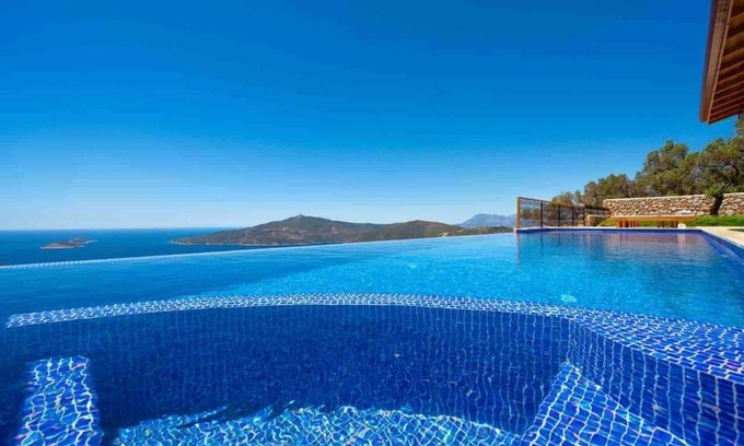 Demre House | Sea View Villa Retreat for 6 with Inviting Pool Access