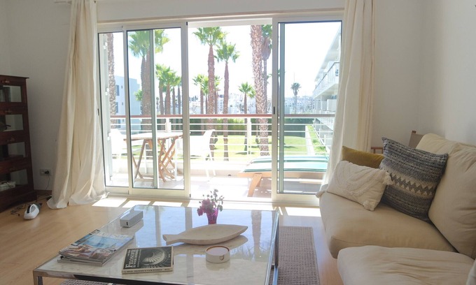 Telheiro Apartment | Stylish One-Bed Apartment with Ocean View & Air Conditioning