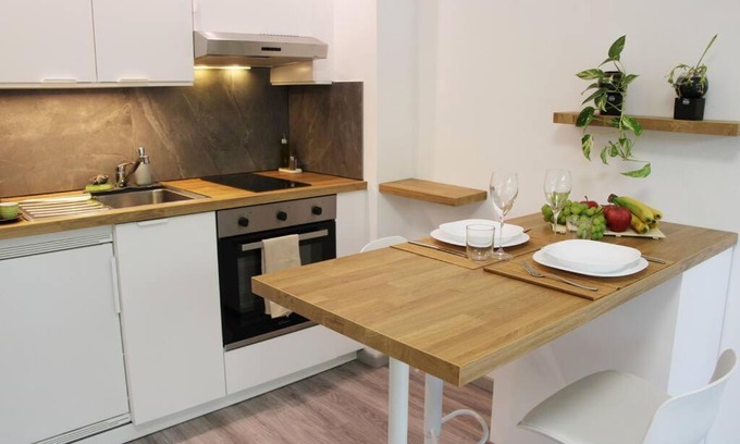 Viganello Apartment | Cozy Studio Getaway with Complimentary Parking