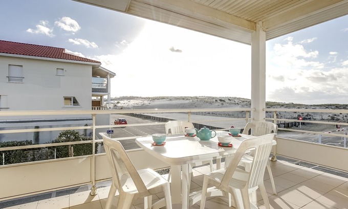 Biscarrosse Plage Apartment | Oceanfront Apartment Biscarrosse Plage with Spa & Breakfast