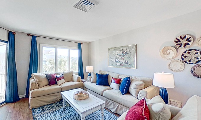 Isle of Palms Villa | Top Floor Villa in Wild Dunes with Ocean Views & Pool Access