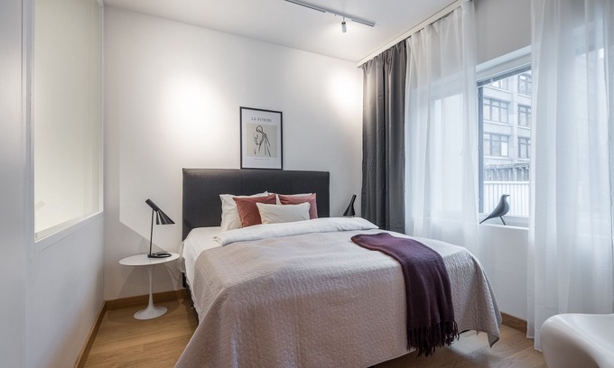 Kamppi House | Elegant Townhouse with Private Sauna in Kamppi, Rated 10/10