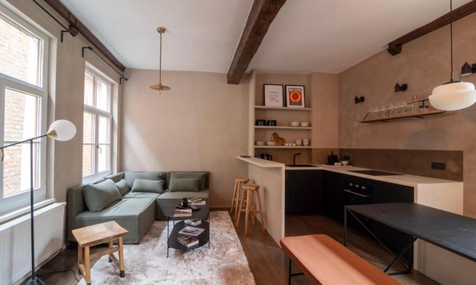 Quartier du Sablon - Zavelwijk Apartment | Charming Triplex Retreat in Vibrant Le Sablon District