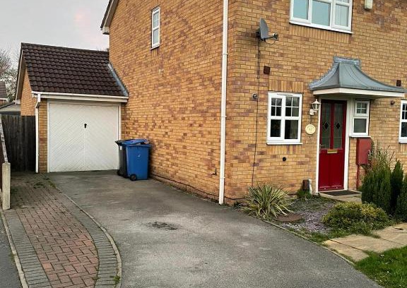 Little Eaton House | Family-Friendly Two Bedroom Retreat with Perfect Reviews
