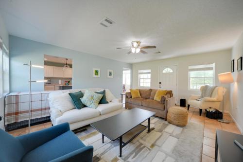Wimberley House | Charming Wimberley Vacation Rental with Yard & Spa