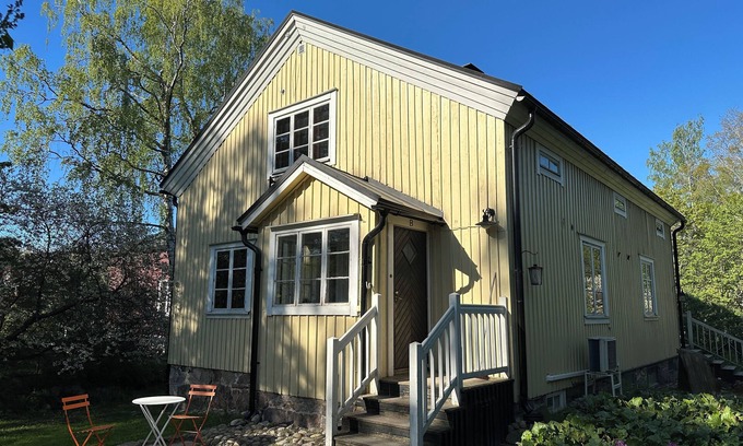 Keskinen District House | Lovely wooden house in Helsinki