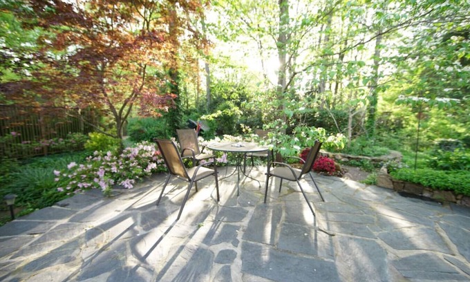 Chapel Hill House | Inviting Writer's Retreat with Garden and Pool Access