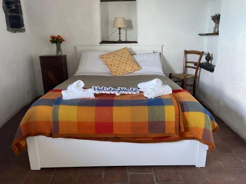 Bajardo Apartment | Romantic Retreat at Lover's Nest by Holiday World