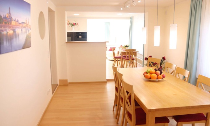 Kaditz House | Beautifully Renovated Home with Garden in Dresden - 10/10 Rated