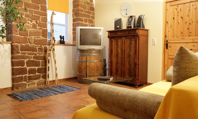 Neustadt an der Weinstrasse Apartment | Modern City Center Apartment for 4 with Pool & Breakfast