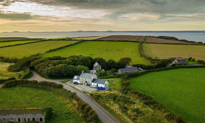 Hasguard Cross Other | Lovingly restored Welsh coastal farmhouse