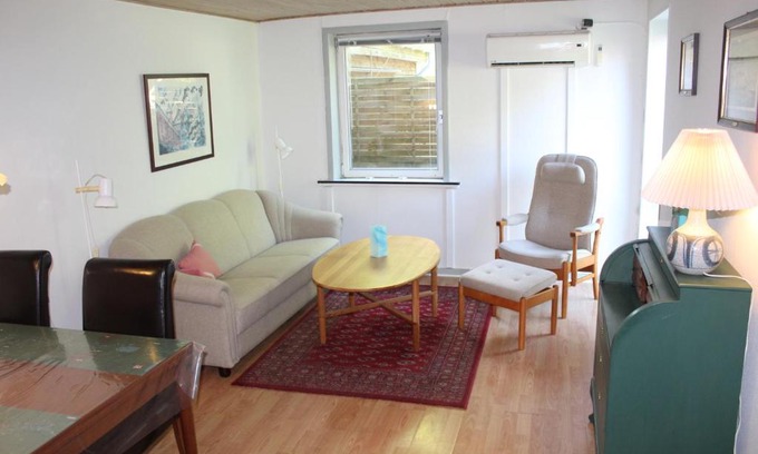 Tarm Apartment | Budget-Friendly Apartment with Kitchen & Pet Welcome
