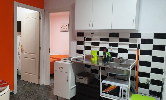 Maspalomas House | Budget-Friendly Stay at Plaza de Hierro I with Spa & Breakfast