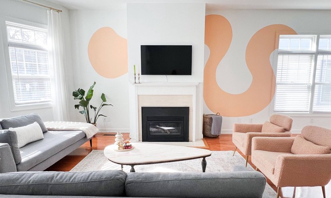 Lower East Side House | Inviting Lower East Side Retreat with Hot Tub & Breakfast